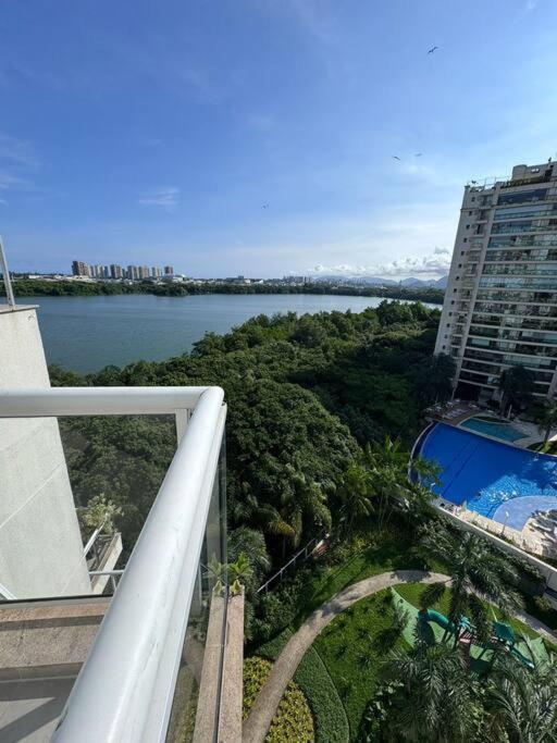 Cobertura Linear, 3 Quartos, Peninsula Apartment